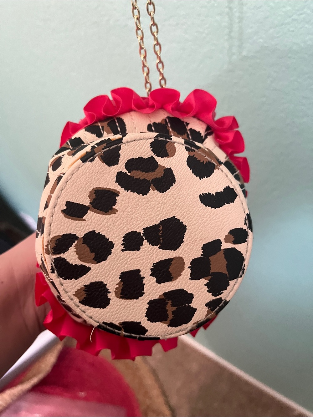 Betsey Johnson cupcake - Picture 4 of 8